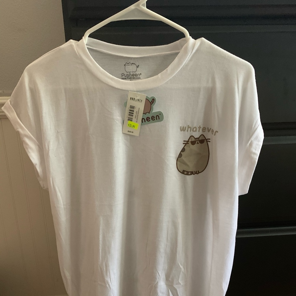 Pusheen short sleeve shirt